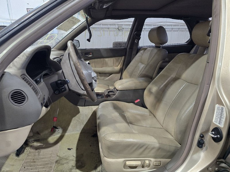 LS400     1992 Seat Belt Front 630264