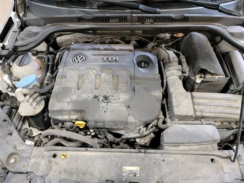 Passenger Front Seat Leatherette Manual Fits 15-18 JETTA 546673