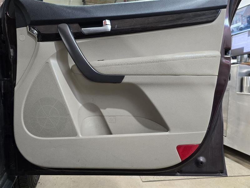 SORENTO   2014 Front Door 607021