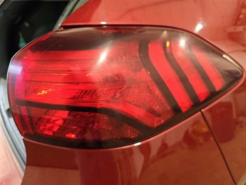 Passenger Tail Light Incandescent Fits 19-20 TUCSON 587259