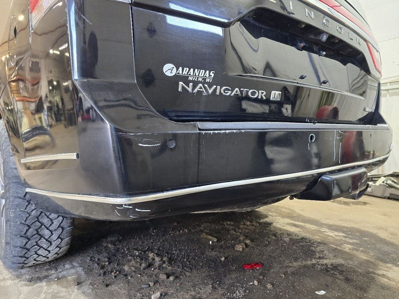 Rear Bumper Park Assist With Sensor Holes In Cover Fits 09-17 NAVIGATO