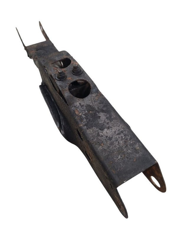 DART      1963 Crossmember Transmission 671253