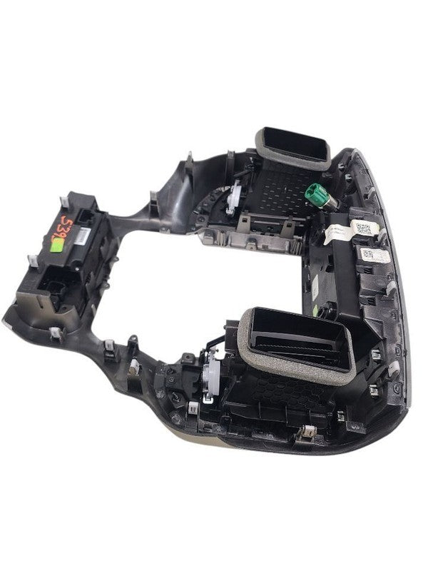 RAM15NEW  2019 Dash Bezel 658674
