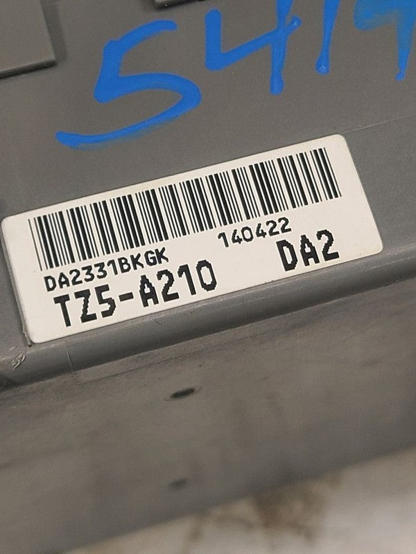MDX       2014 Fuse Box Cabin 660065