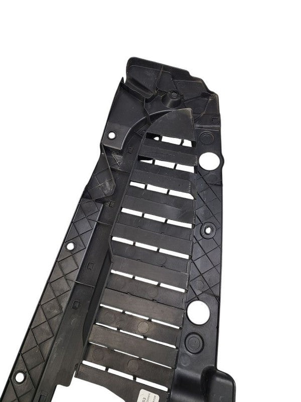 SILVRDO15 2022 Radiator Cover Baffle 617650