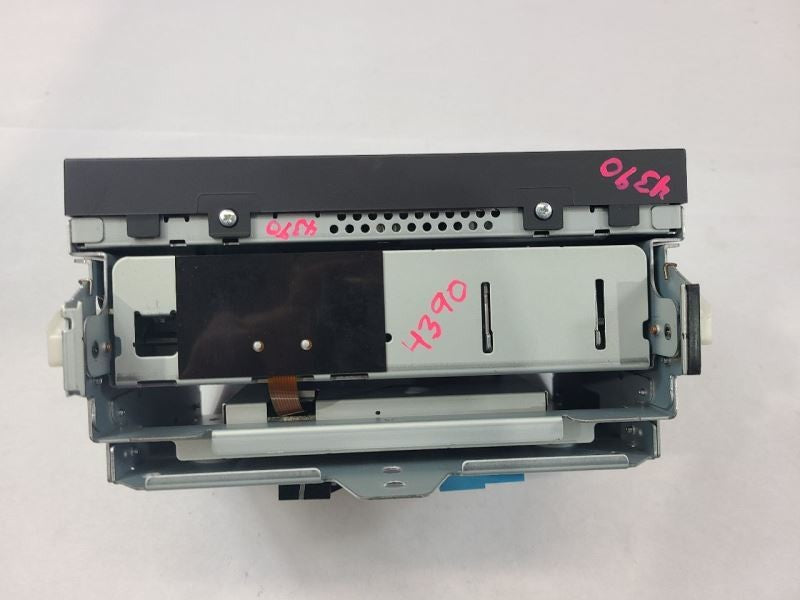 Info-GPS-TV Screen W/ Infotainment System Opt Uav Fits 08-15 CTS 56059