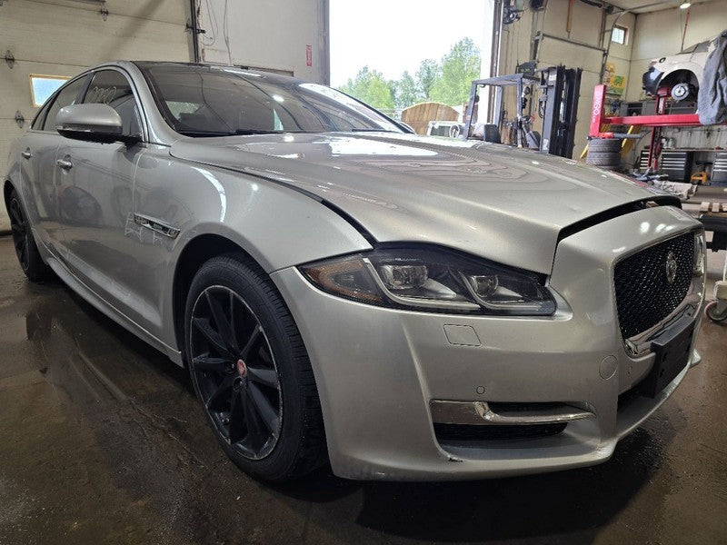 Info-GPS-TV Screen Display Dash Mounted Fits 15-17 XJ 640408