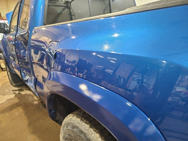 Pickup Box 6' 1" Long Box With Fender Flare Fits 16-23 TACOMA 667251