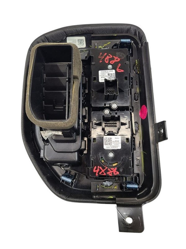 SILVRDO35 2022 Dash/Interior/Seat Switch 612732
