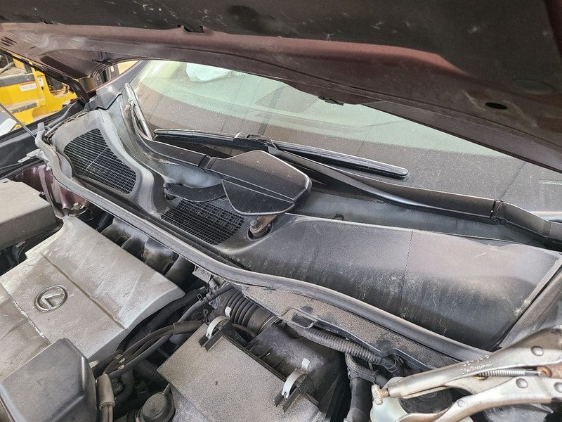 RX350     2013 Cowl 670181