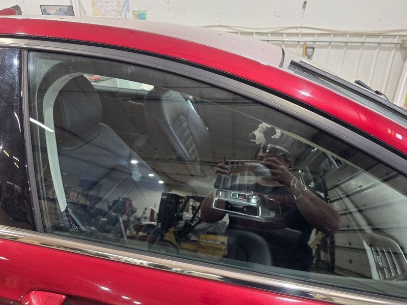Passenger Right Front Door Glass Without Acoustic Fits 13-20 FUSION 63