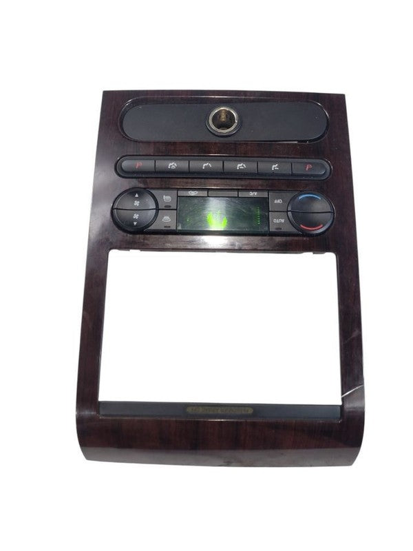 F150      2005 Dash Bezel 666944