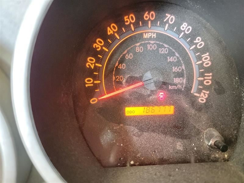 TUNDRA    2008 Owners Manual 552136