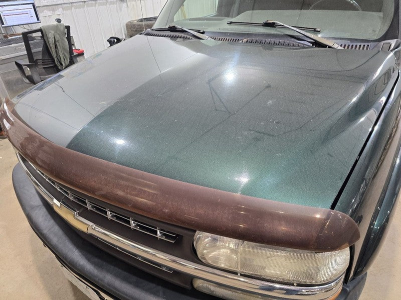 Hood Fits 00-06 SUBURBAN 1500 638788
