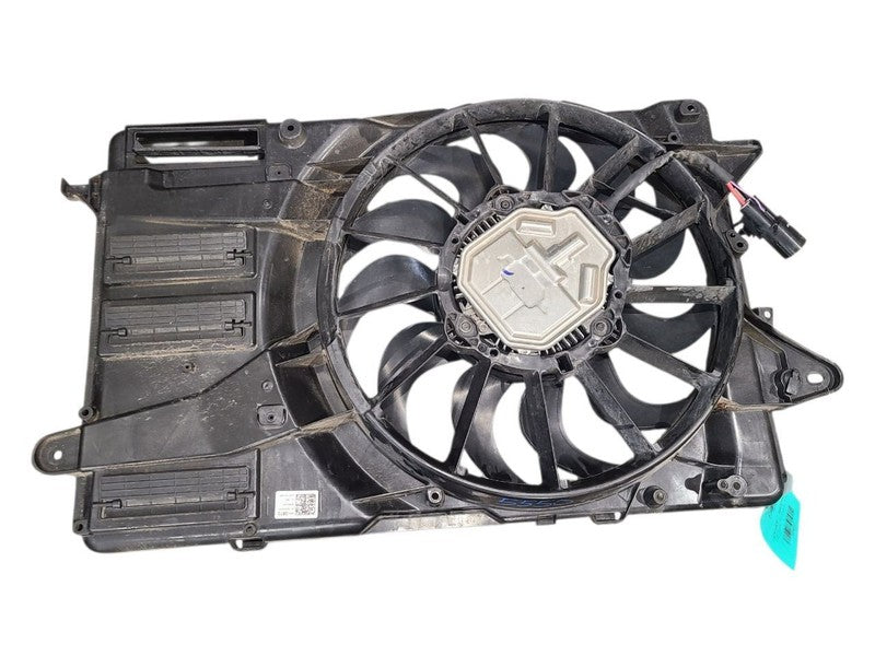 Radiator Fan Motor Fan Assembly Fits 21-25 MALIBU 668882