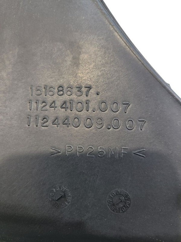 H3        2006 Radiator Shroud 679903