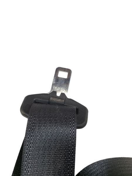 REAR SILVRDO15 2018 Passenger Side Retractor Seat Belt Rear 568182