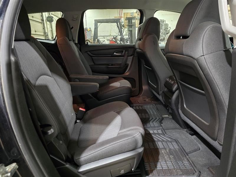 TRAVERSE  2017 Seat Belt Rear 608738