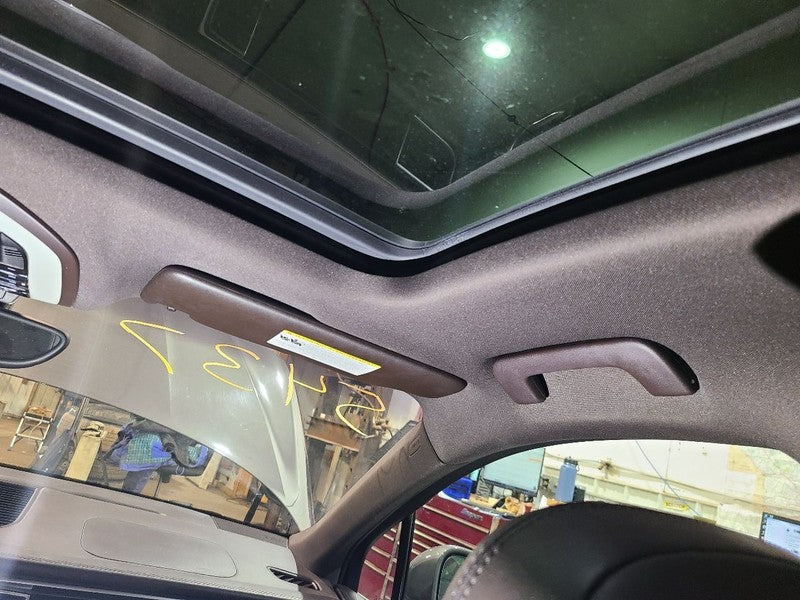 MACAN     2015 Headliner 661463