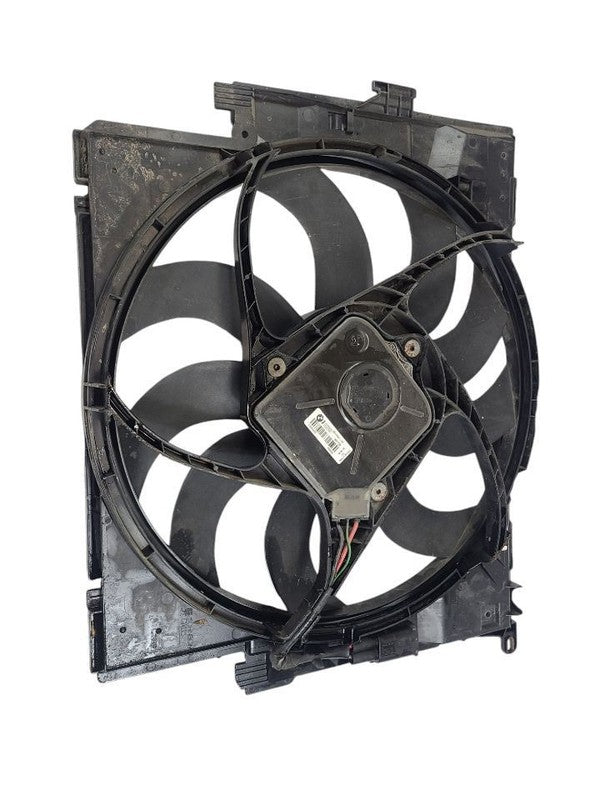 Radiator Fan Motor Fan Assembly 600 Watt Fits 12-16 BMW 328i 605185