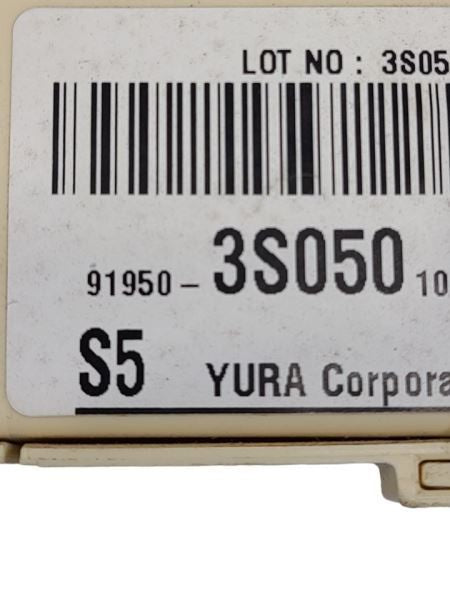 SONATA    2011 Fuse Box Cabin 582993