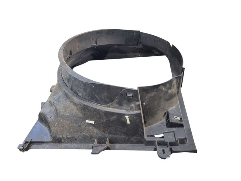 F250SD    2011 Radiator Shroud 667569