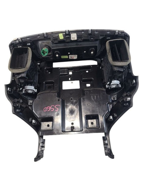 RAM3500   2019 Dash Bezel 669734
