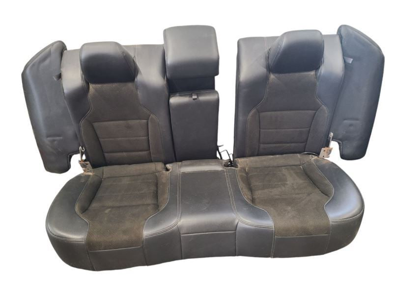 TAURUS    2012 Seat Rear 597357