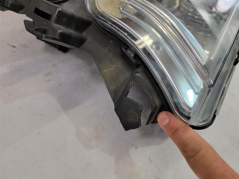 Passenger Headlight Halogen Fits 15-17 FORD F150 PICKUP 539697