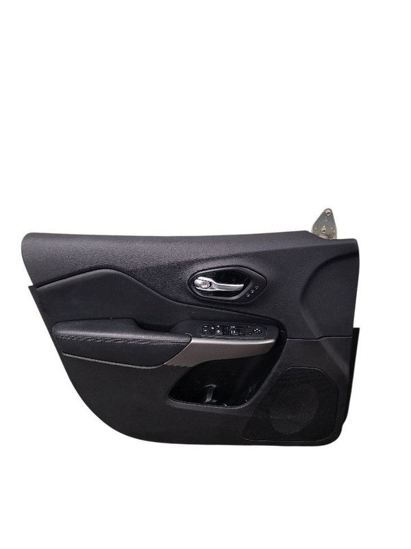 CHEROKEE  2021 Front Door Trim Panel 651880