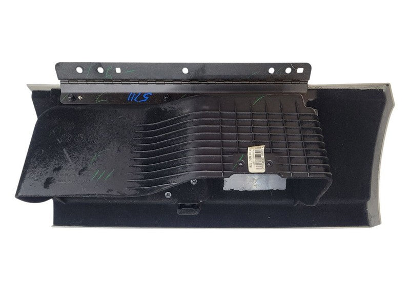 YUKON     2007 Glove Box 678836