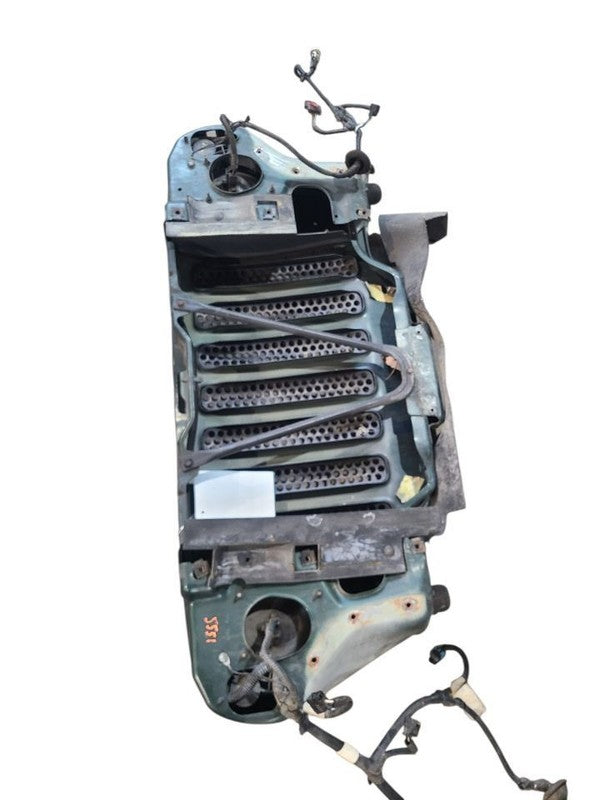 Grille Fits 97-06 WRANGLER 668887