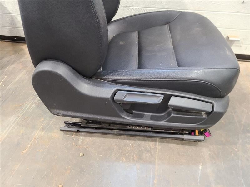 Passenger Front Seat Leatherette Manual Fits 15-18 JETTA 546673