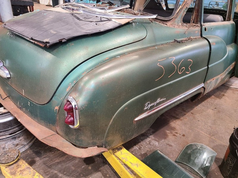 BUICK     1951 Quarter Panel 656452