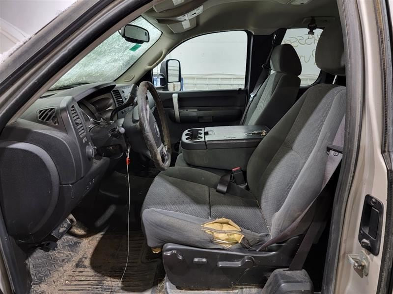 SILVRDO25 2008 Dash Bezel 531417