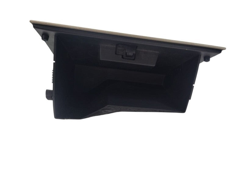 F150      2005 Glove Box 666945