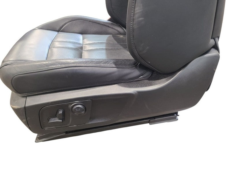 GHIBLI    2019 Front Seat 664911