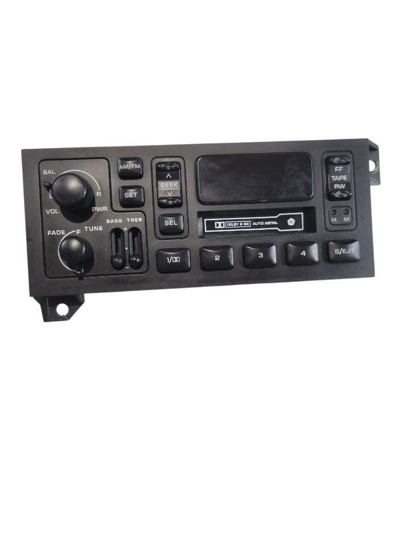 Audio Equipment Radio Receiver Am-fm-cassette Fits 95-03 DODGE 1500 VA