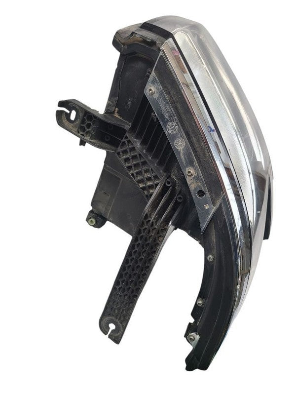 Passenger Headlight Without HID With Blue Tint Fits 15-17 SUBURBAN 150
