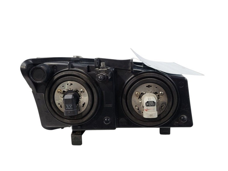 Driver Headlight Without Lower Body Cladding Fits 03-04 AVALANCHE 1500