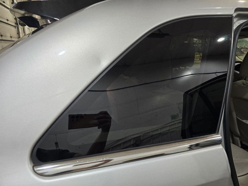 Passenger Quarter Glass Privacy Tint Bright Moulding Fits 07-15 MKX 63
