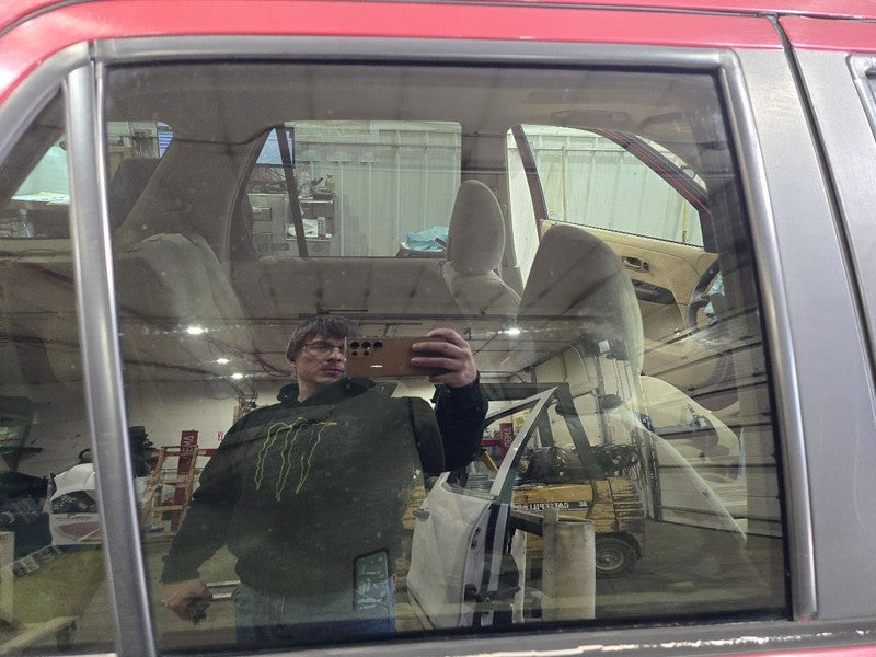 Passenger Right Rear Door Glass With Privacy Tint Fits 02-06 CR-V 6143