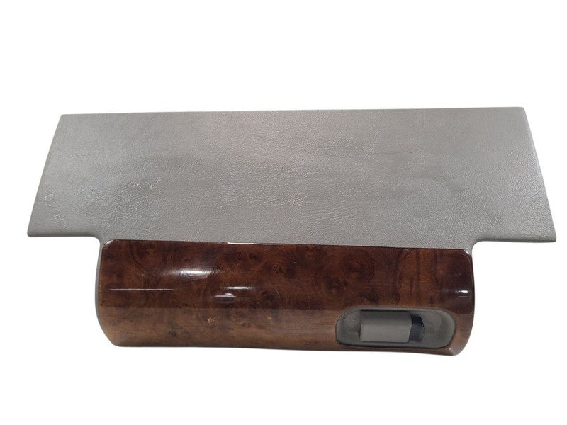 YUKON     1998 Glove Box 664336