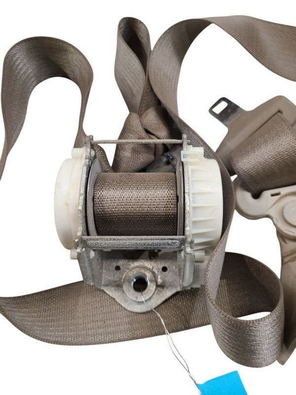 TOWN COUN 2011 Seat Belt Rear 618687