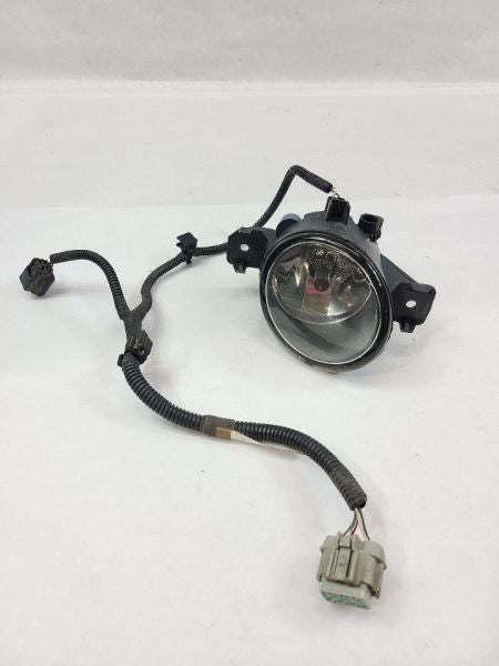Driver Corner/Park Light Fog-driving Bumper Mounted Fits 04-19 SENTRA 