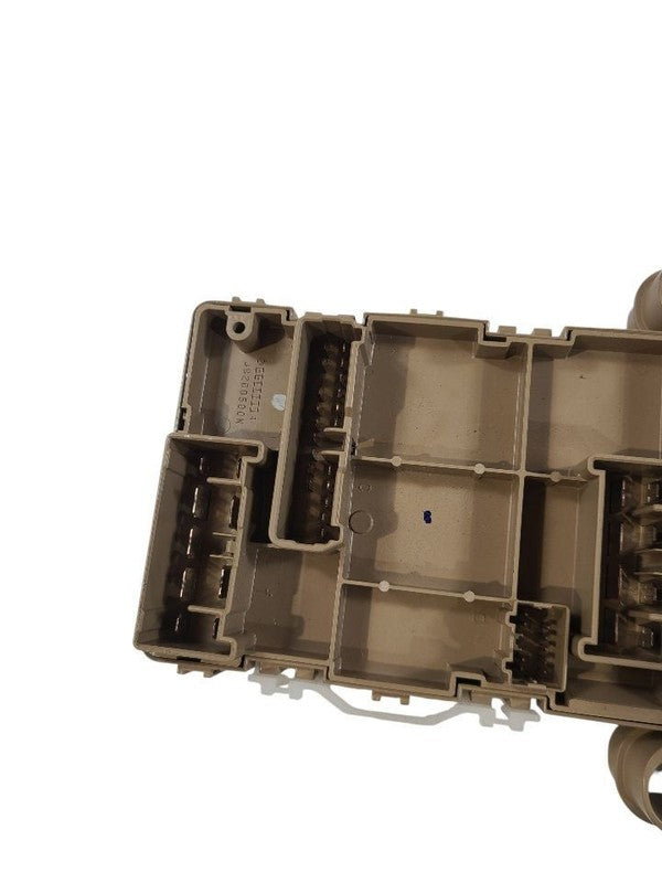 LEGACY    2013 Fuse Box Cabin 653690