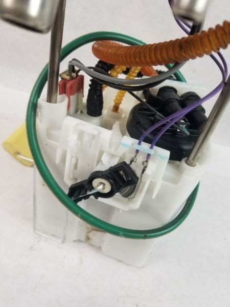 Fuel Pump Assembly Fits 04-06 ESCALADE 282285