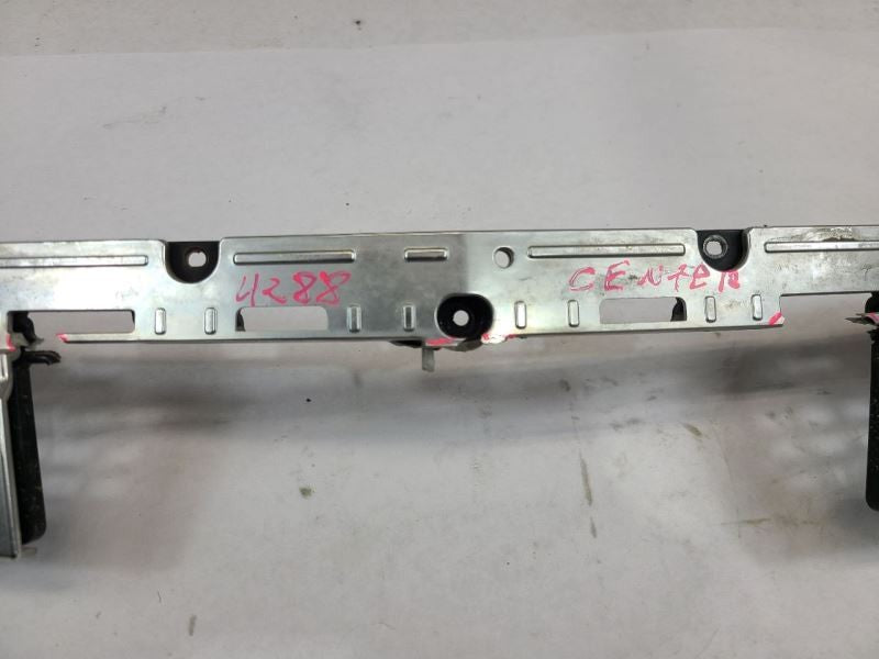 Grille Lower Center Without Pre-crash System Fits 13-16 XTS 549048