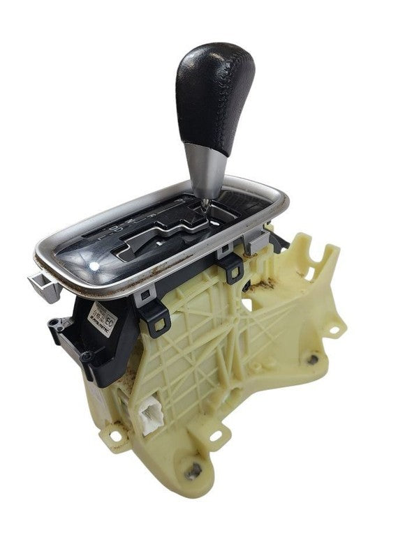 OUTLANDER 2016 Transmission Shift 625399