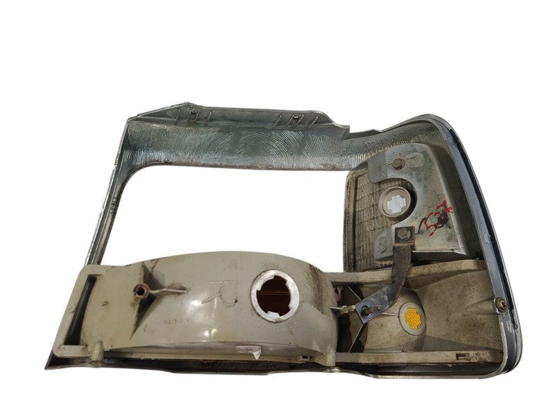 Passenger Headlight Door/Cover From 8501 GVW Fits 92-97 FORD F250 PICK